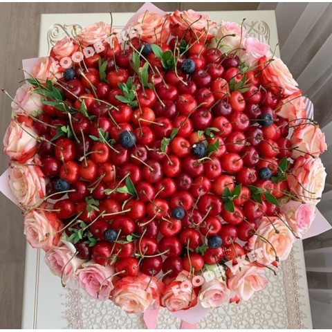 Букет "Эта черешня"