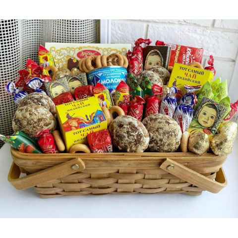 Корзина "Вкус детства"