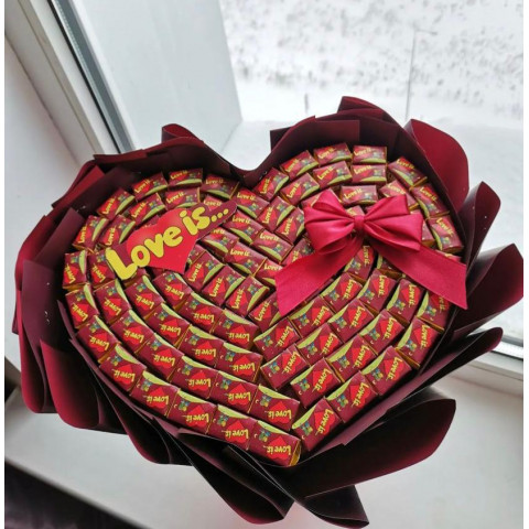 Букет "Love is"